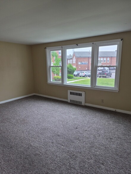 Building Photo - 314 Highland Pky