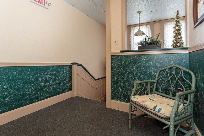 Building Photo - 45 Harvard St