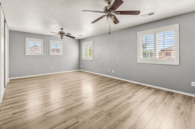 Building Photo - 1636 Avenida Aviare