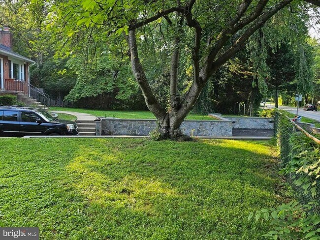 Building Photo - 6513 Old Dominion Dr