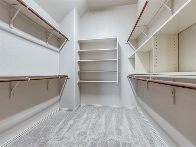 Building Photo - 2465 Embleton Dr