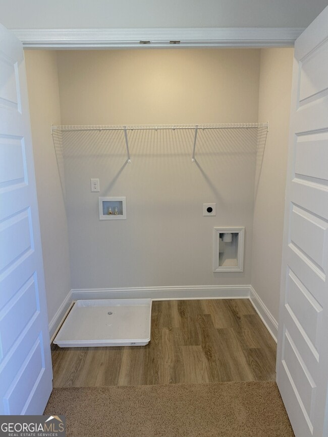 Building Photo - 210 Laney Dr