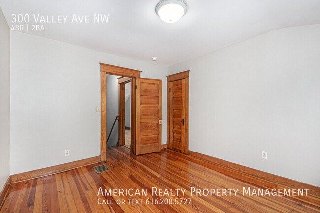 Building Photo - 300 Valley Ave NW