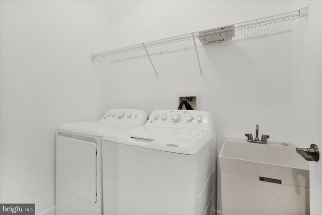 Building Photo - 108 Federal St