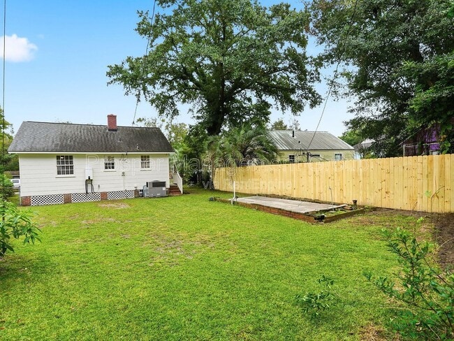 Building Photo - 4819 Boulevard Ln