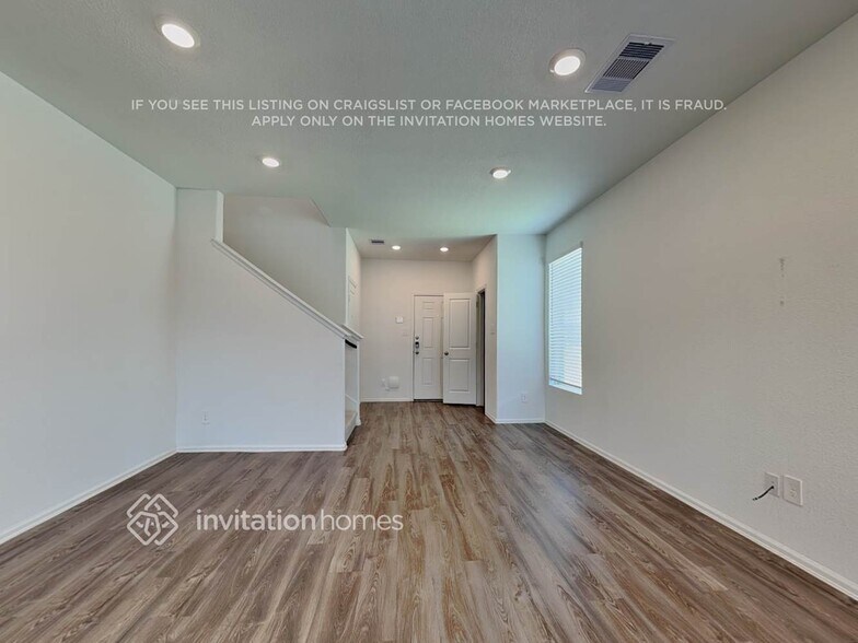 Building Photo - 24146 Laurel Farms Dr