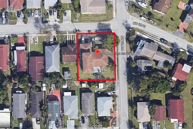 Building Photo - 703 NW 6th St