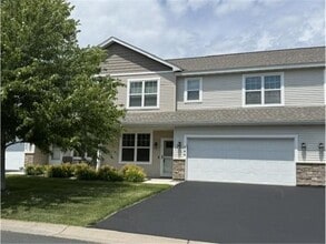Building Photo - 544 Tiffany Ln