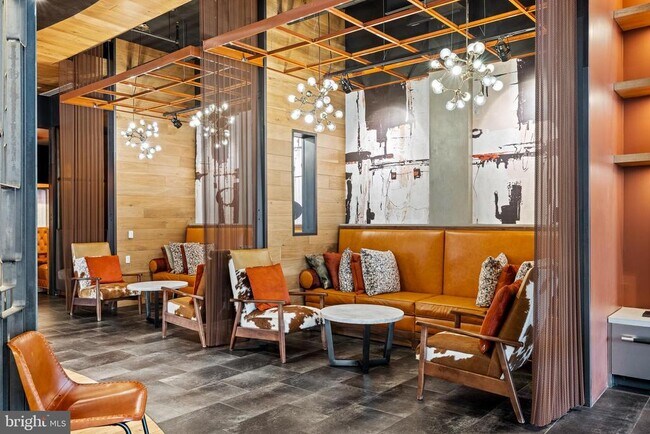 Building Photo - 1213 Walnut St