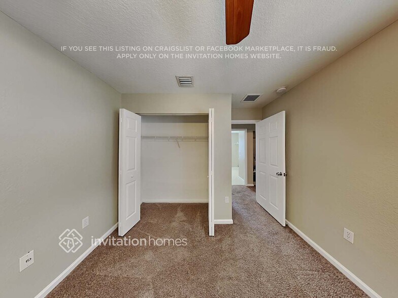 Building Photo - 12611 SW 42nd St