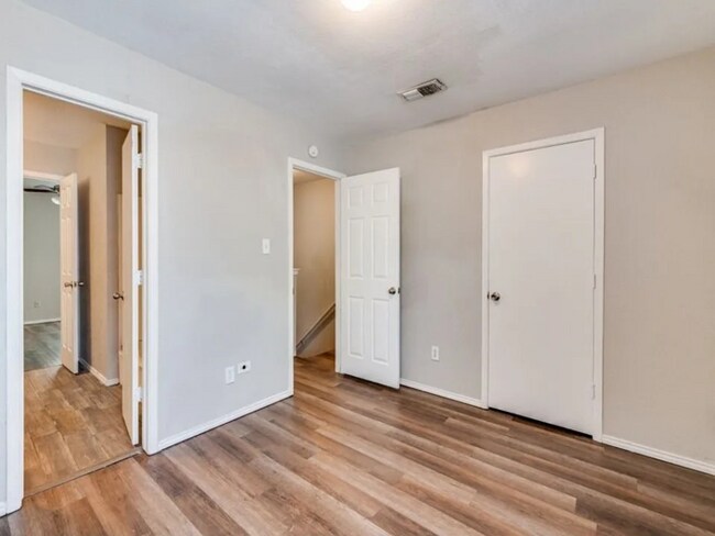 Building Photo - 7500 Chapin Rd