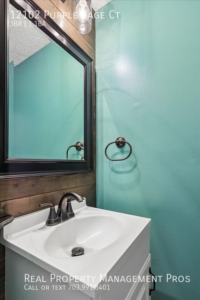Building Photo - 12102 Purple Sage Ct