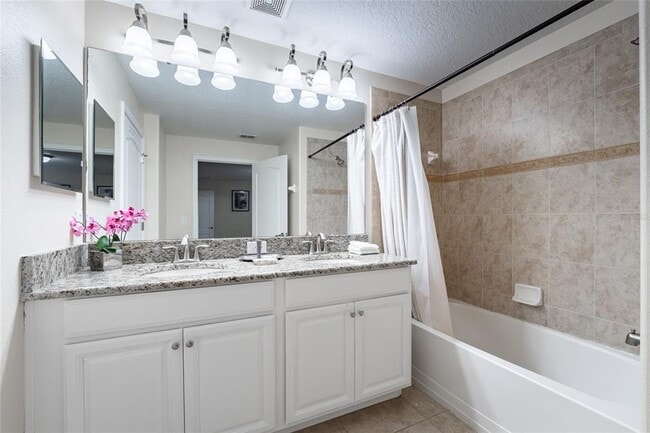 Building Photo - 8879 Candy Palm Rd