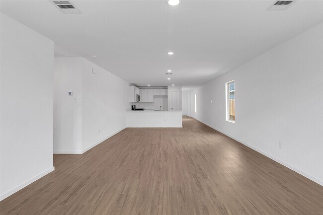 Building Photo - 18699 Cepagatti Dr