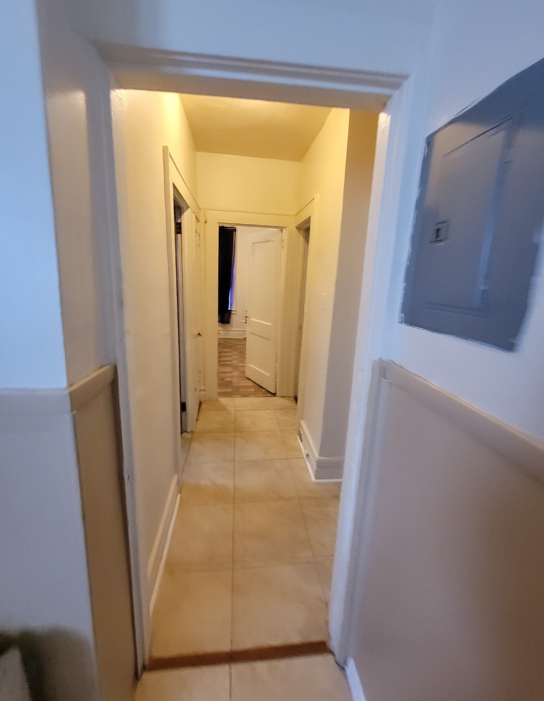 Building Photo - 82 Smith St