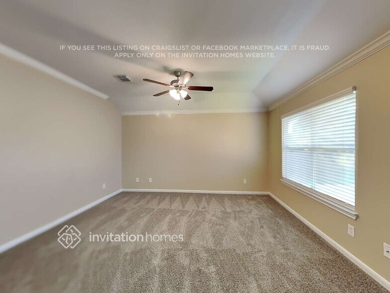 Building Photo - 23534 Tayman Park Dr