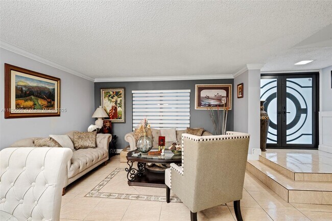 Primary Photo - 1151 N Hiatus Rd