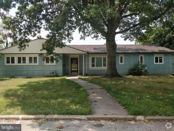 Building Photo - 5819 Black Hawk Dr