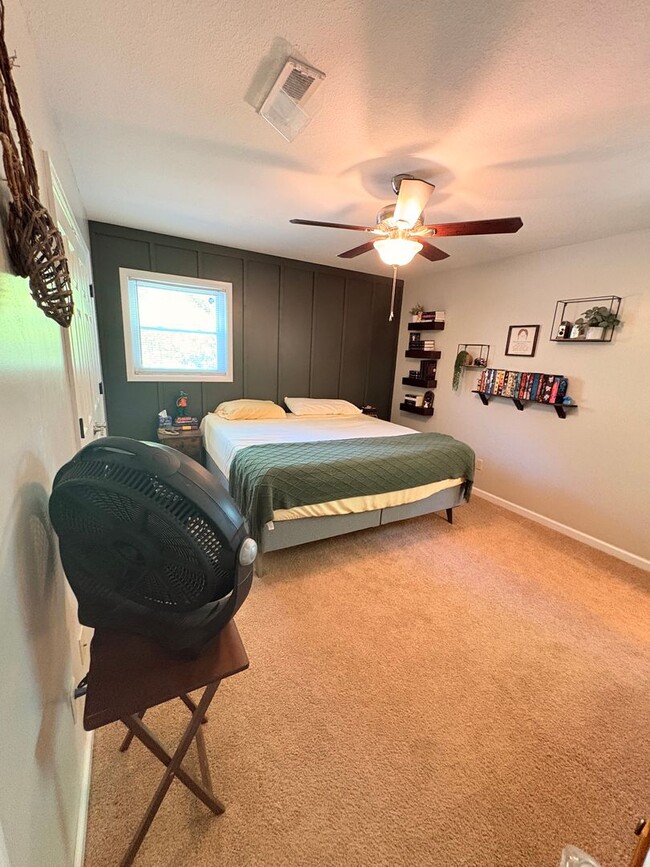 Building Photo - Available June!