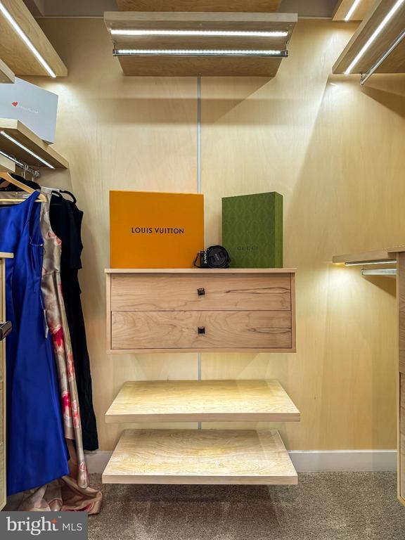 Building Photo - 24604 Cervelo Ter