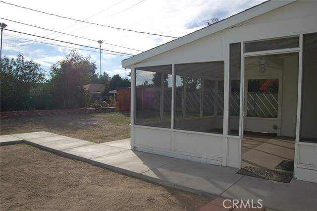 Building Photo - 655 W Grove St