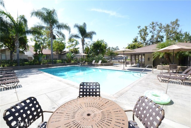 Building Photo - 5 Lemon Grove