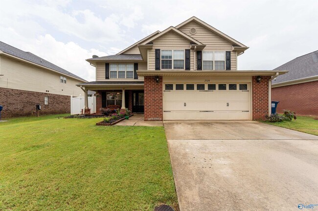 Primary Photo - 2524 Oak Pl Dr SE