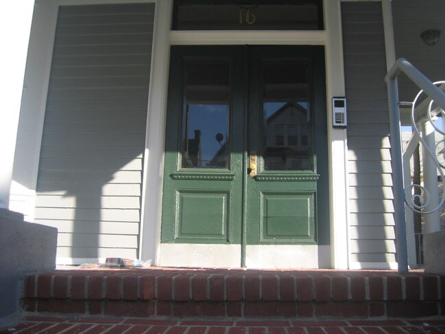 main entrance - 16 46th St