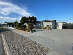 Building Photo - Remodeled 4 Bedroom Norwalk House For Rent...