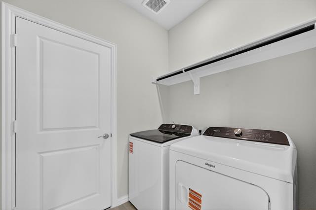 Building Photo - 1402 Bridgestone Dr