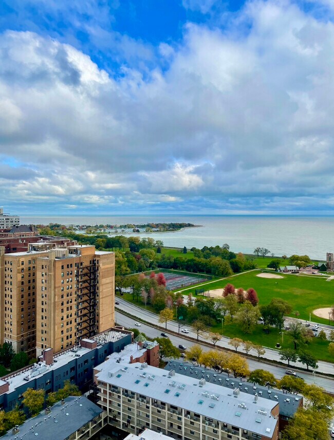 Building Photo - 3660 N Lake Shore Dr