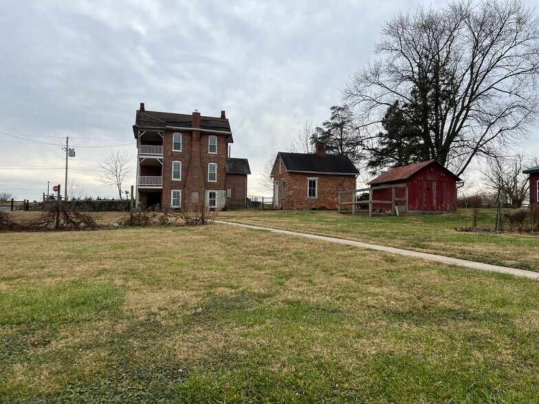 Building Photo - 6363 Boyertown Pike