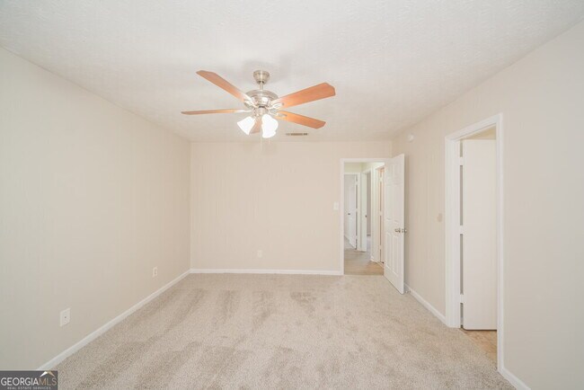 Building Photo - 239 Northbridge Dr