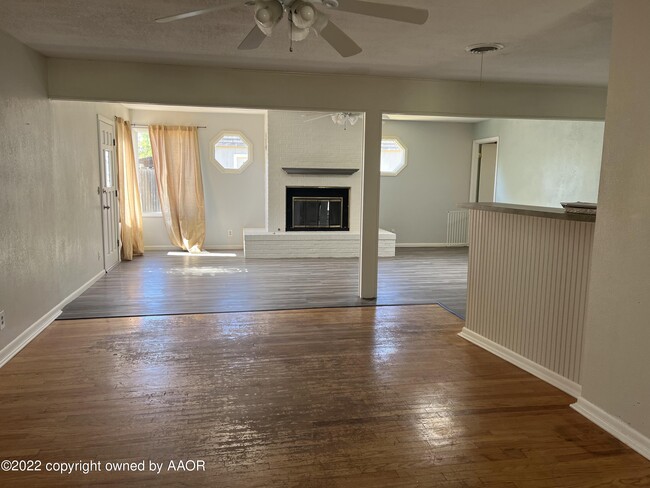 Building Photo - 3414 Meadow Dr
