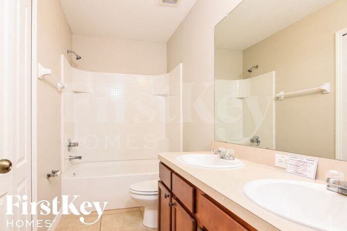 Building Photo - 3203 Magnolia Meadows Dr