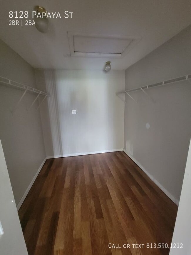 Building Photo - Spacious Port Richey Home