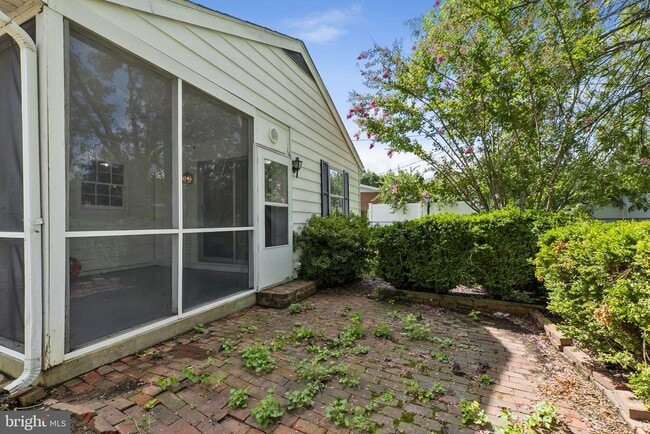 Building Photo - 1317 Cedarwood Dr