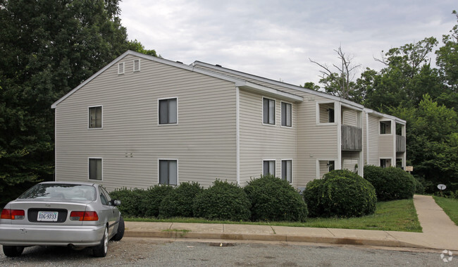 Building Photo - Pocoshock Ridge Apartments