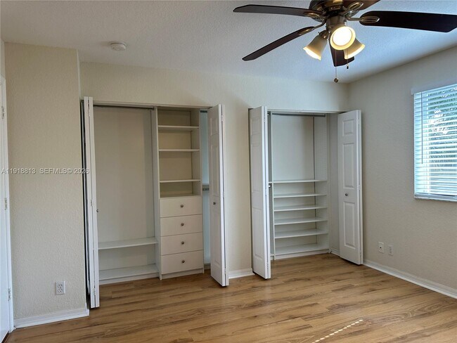 Building Photo - 2165 Pasa Verde Ln