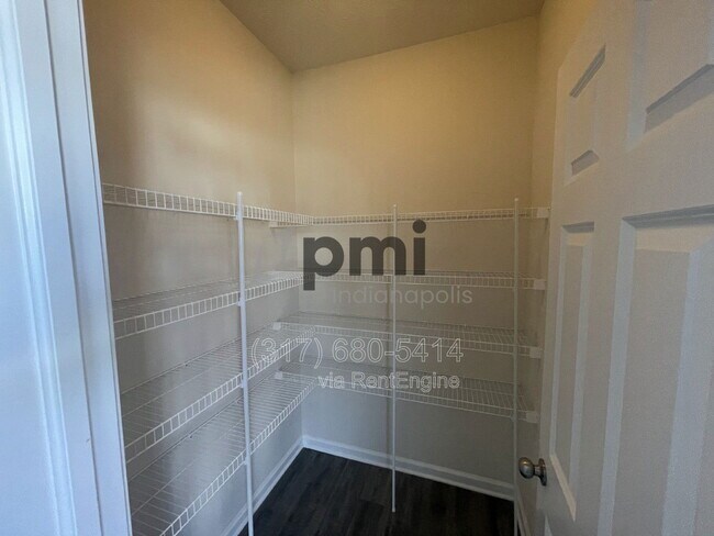 Building Photo - 2948 W New York St