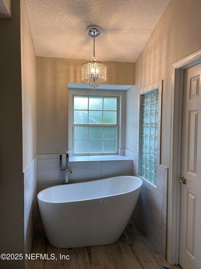 Building Photo - 3713 Constancia Dr