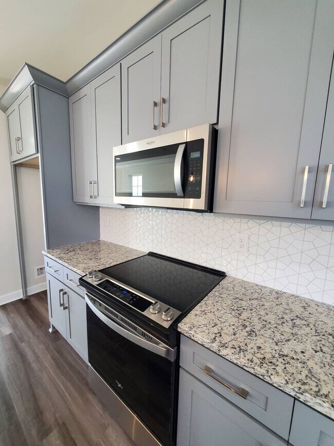 Building Photo - BRAND NEW TOWNHOMES AVALIABLE NOW