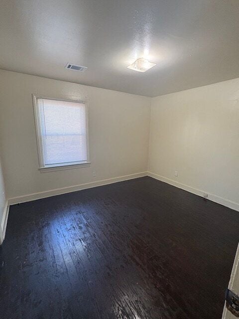 Building Photo - 503 Battle St