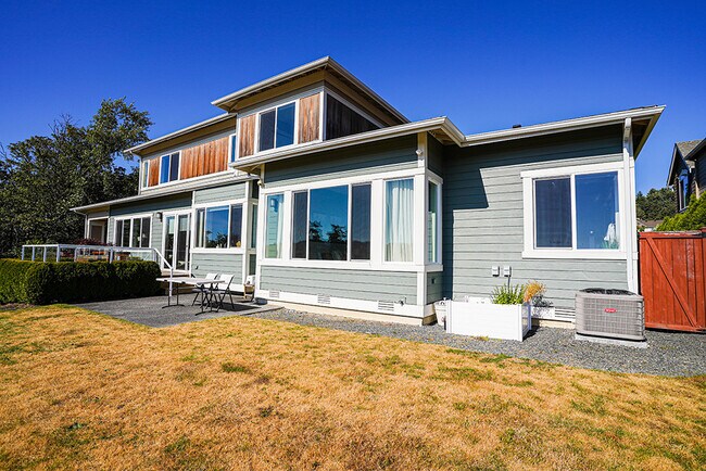 Building Photo - 15357 NE 107th Way