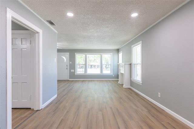 Building Photo - 473 College Dr