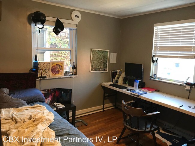 Building Photo - 4 br, 2 bath House - 3323 Niagara Street