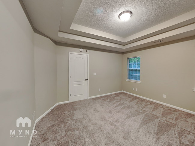 Building Photo - 424 Streamview Ln