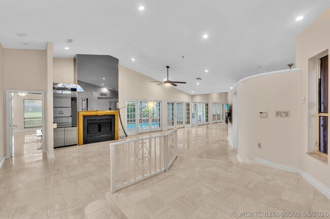 Building Photo - 22595 Esplanada Cir