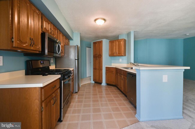 Building Photo - 7392 Elm Ct