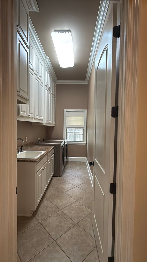 Building Photo - Rental Property in Twelve Oaks